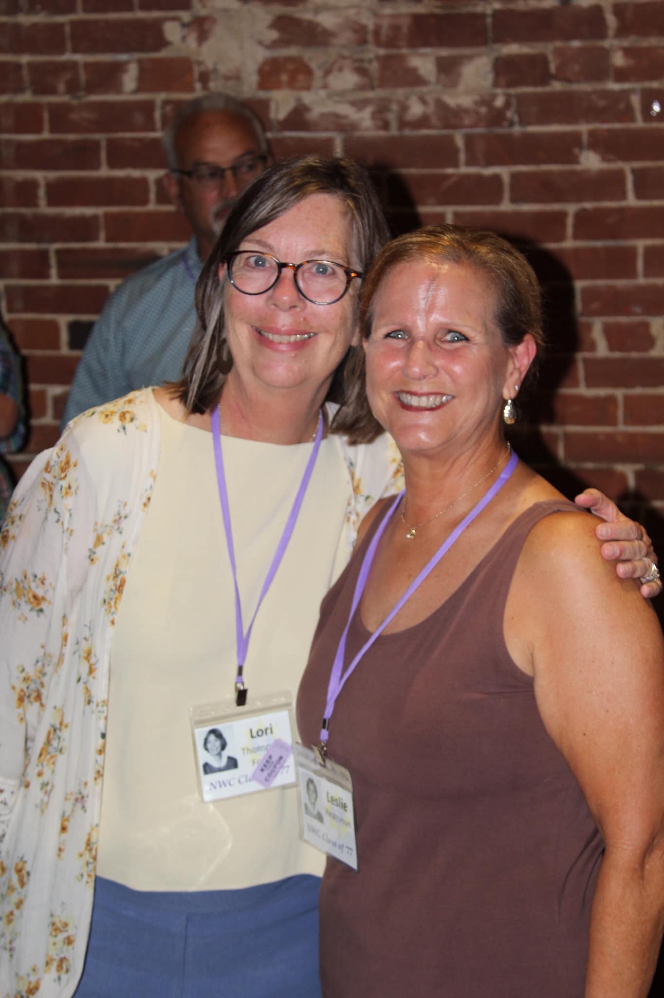 Lori Thompson Foster, Leslie Heathman