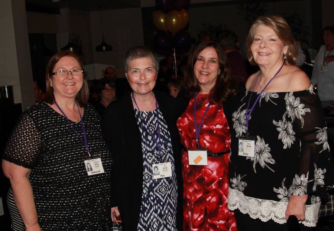 X, Pat Smith Horton, Ginger Taylor Gragg, Kelly Shock