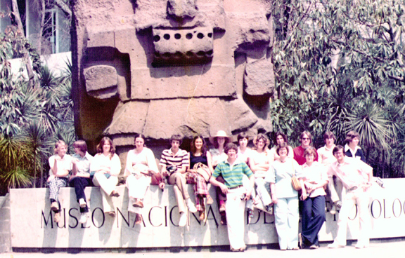 Spanish Club members pose for a group picture in Chapultepec Park in Mexico City during the 1977 spring break trip to Mexico City and Acapulco.